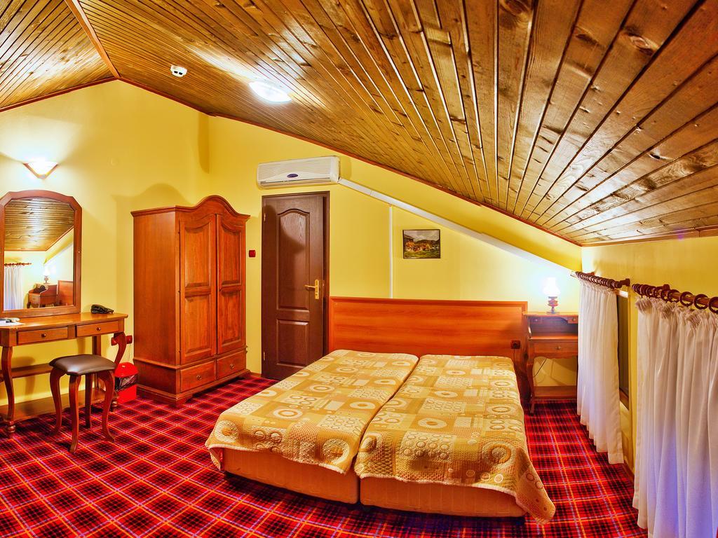 Hotel Teres Казанлык Номер фото